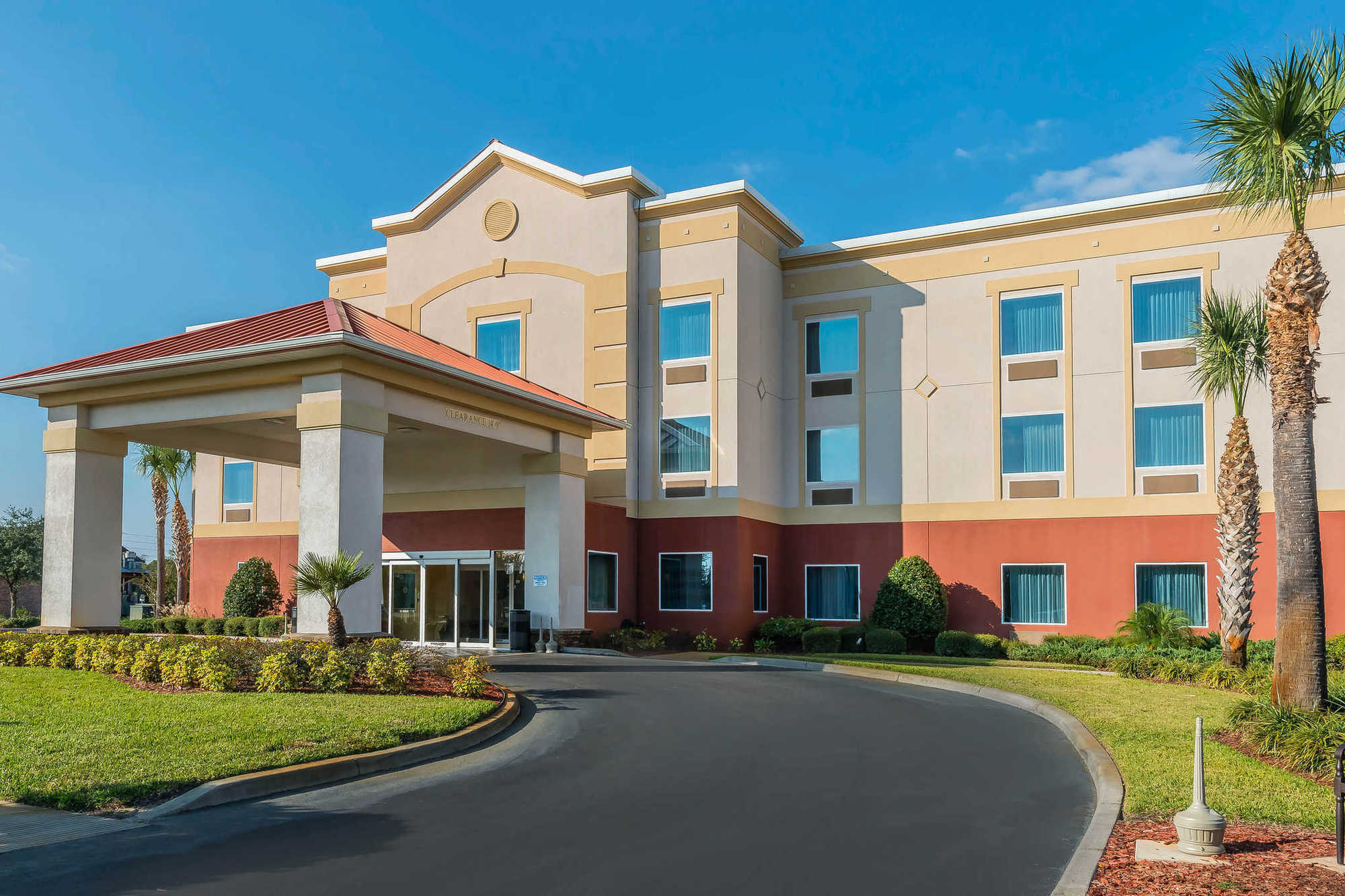 Comfort Inn & Suites Wildwood - The Villages Exterior photo